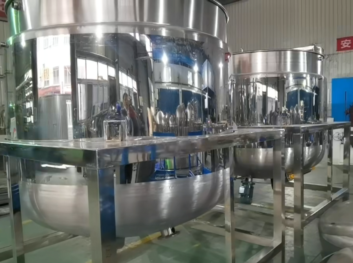 湖北用戶3500升液體洗滌劑生產(chǎn)線完工。